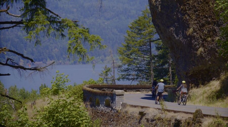 Portland: E-Bike Tour at Multnomah Falls - Bridal Veil Falls adds a quieter forest stop