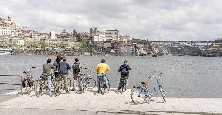Porto: 3-Hour Bike Tour - City Park makes the middle section worthwhile