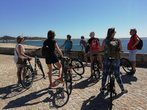Porto: 3-Hour Old Town & Riverside Bike Tour - Guided Experience - City Park and the final stretch