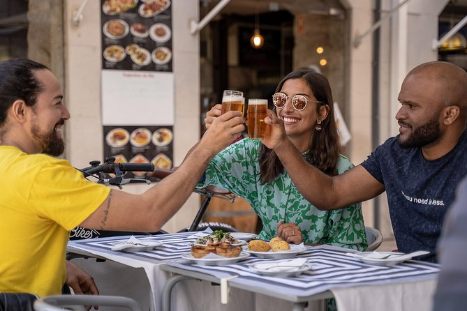 Porto: 3-Hour Old Town & Riverside Bike Tour - Guided Experience - Ribeira and Porto’s old center