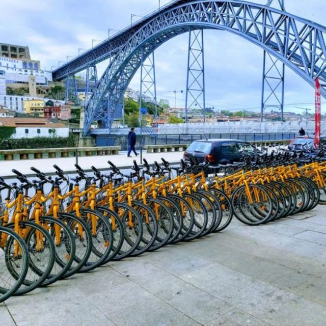 Porto: Bicycle Rental - Standard bike or e-bike?