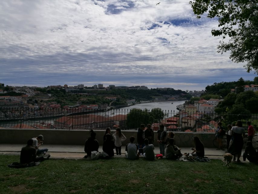Porto: Riverside Panoramic E-Bike Tour - Arrábida Bridge: a high viewpoint over the Douro