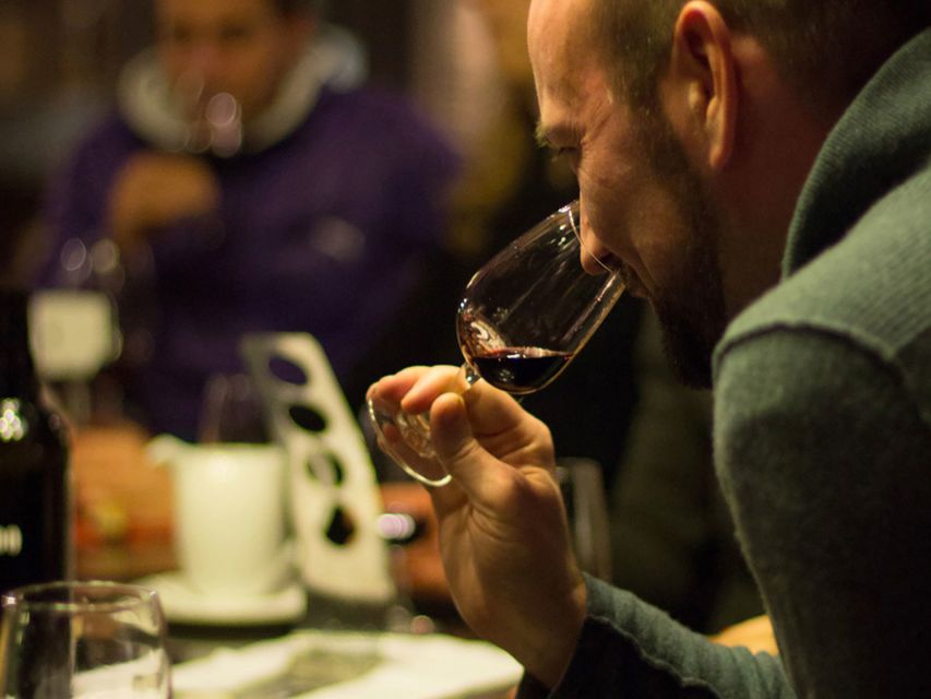 Porto: Self-Guided Bike and Boat Tour with Port Wine Tasting - Key points to know before you pedal away