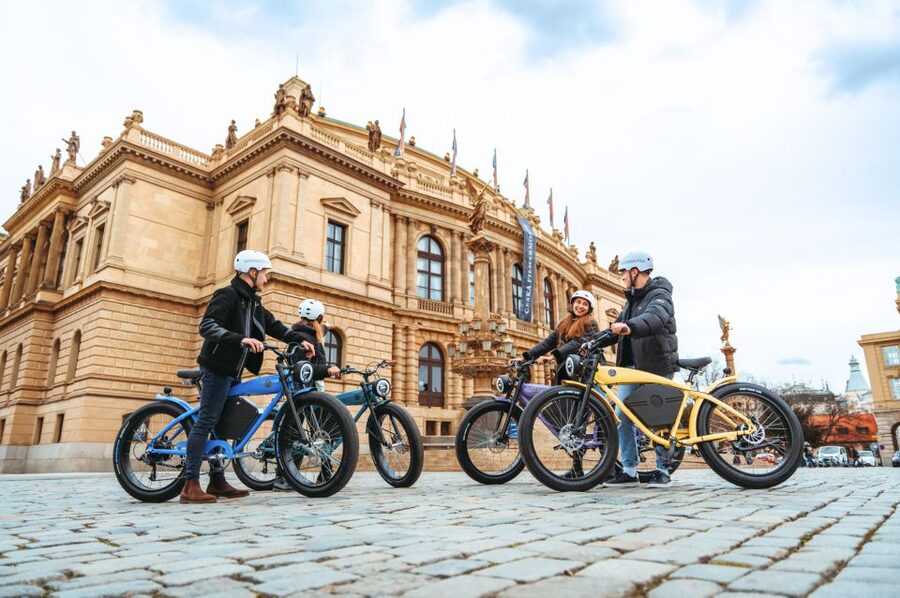 Prague: 10 Must-See Landmarks & Viewpoints on E-Bike Tour - What the guides add to the experience