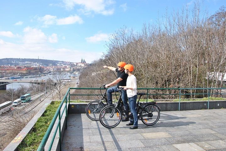 Prague 3-Hour Sightseeing Tour by Electric Bike - Kampa Park to Charles Bridge