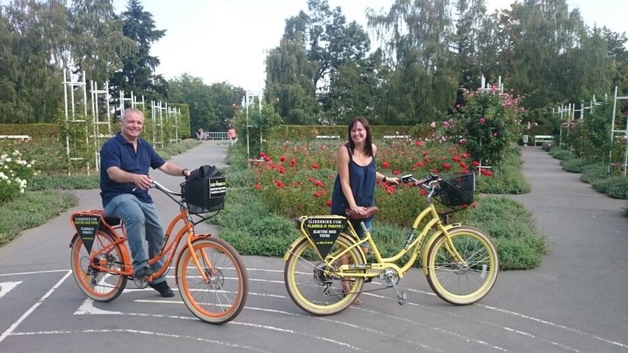 Prague: 7 Best Viewpoints of Prague E-Bike Tour - Lesser Town and Kampa Island slow the pace