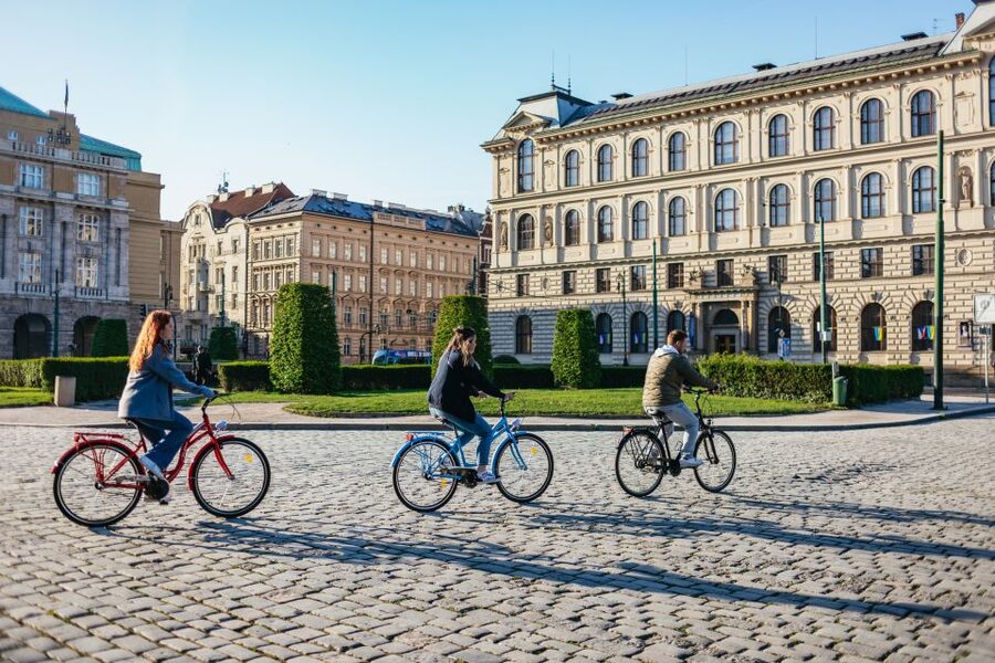 Prague: Complete Bike Tour - Old Town Square and the astronomical clock