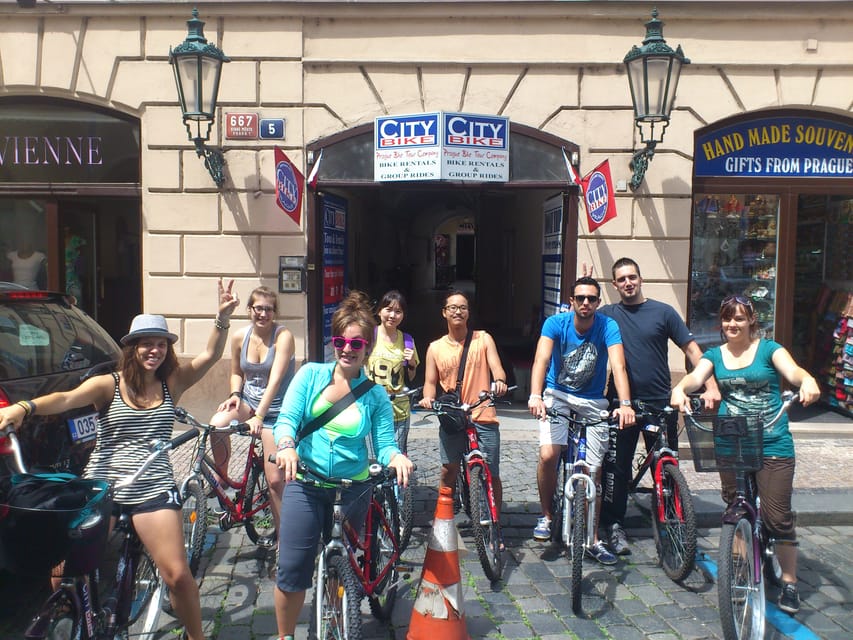 Prague E-Bike City Ride tour : 2hrs - Mala Strana and Kampa Park slow the pace