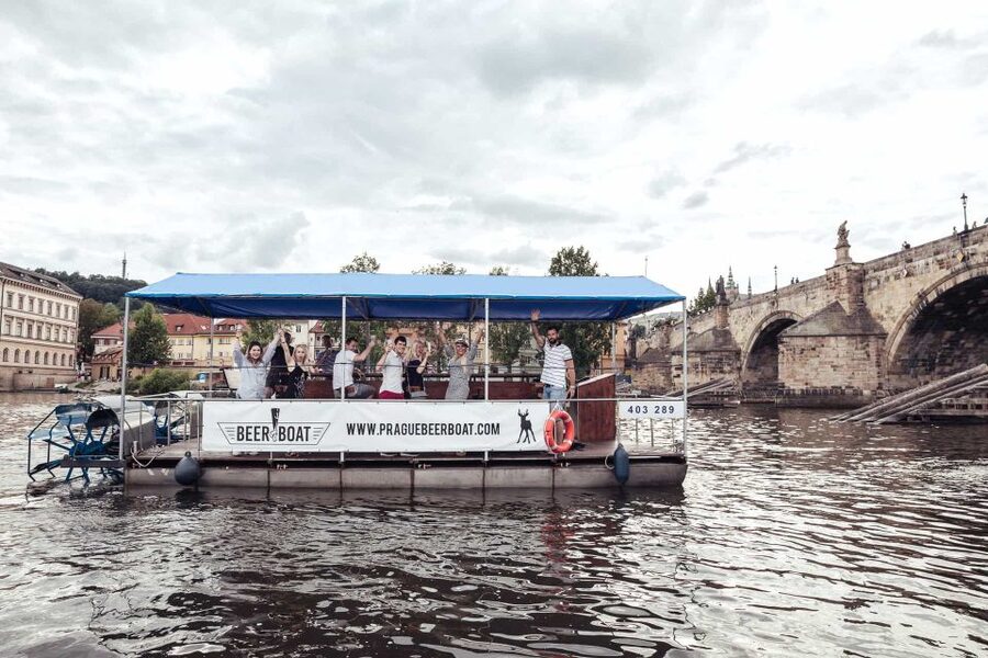 Prague: Private Cycle Boat River Tour with Beer or Prosecco - What happens during the 90-minute ride