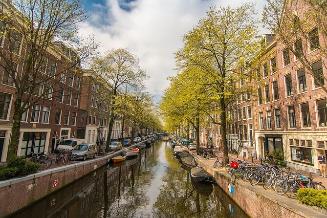 Private Amsterdam City Highlights Bike Tour (PRIVATE GUIDE) - Starting at Beursplein in central Amsterdam