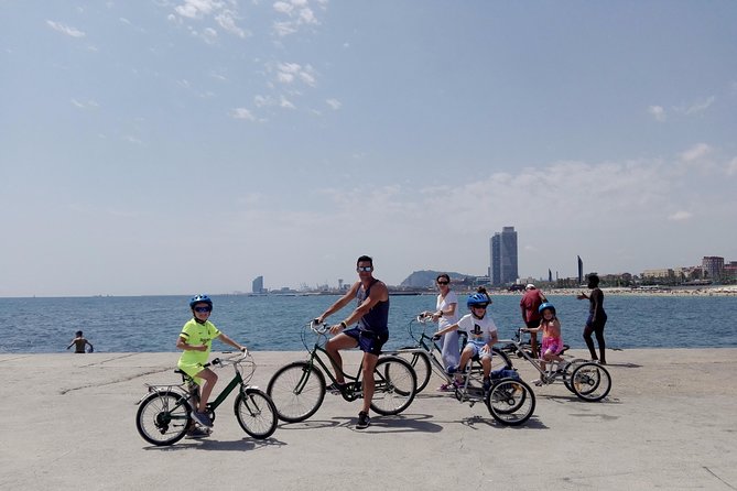Private Bike tour for families - El Born: medieval streets with a modern edge