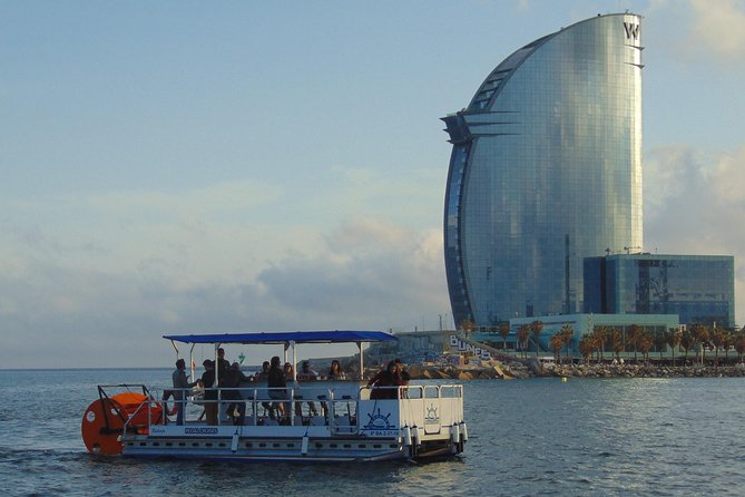 Private Boat rental - Pedal Cruises Barcelona - Cycle Boat - The engine keeps the pedalling light