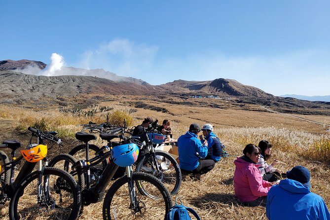 Private E-MTB guided cycling around Mt. Aso volcano & grasslands - Looking back across the Aso caldera