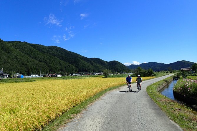 Private-group Morning Cycling Tour in Hida-Furukawa - Why Hida-Furukawa works so well on two wheels