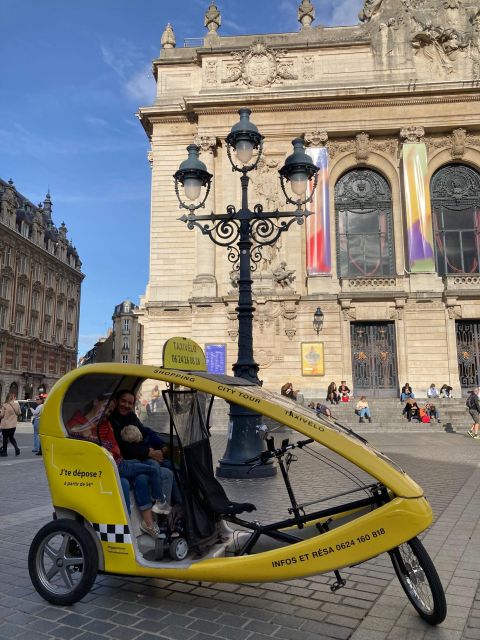 Private guided tour by electric bike taxi - Old Lille by narrow lanes