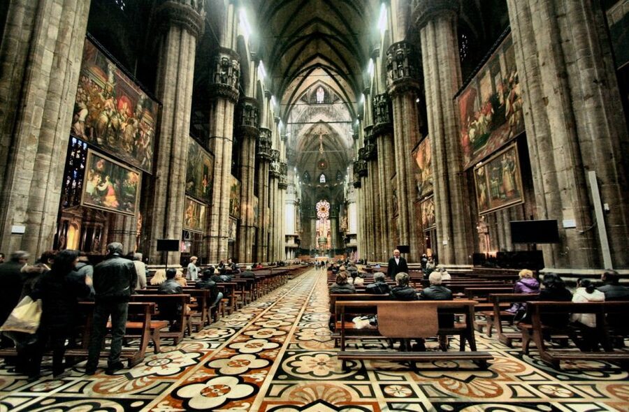 Private Highlights of Milan Bike Tour - Monumental Cemetery, Chinatown, and Arco della Pace