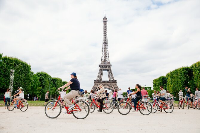 Private Highlights of Paris Bike Tour - Les Invalides brings military history into view