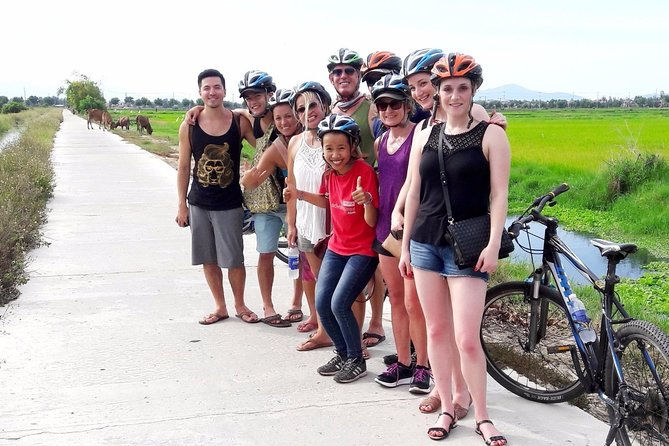 Private Hoi An Bike, Thu Bon River Cruise & Dinner Experience - Tra Que Vegetable Village and Hoi An’s food culture