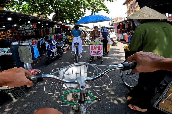 Private Hoi An Bike, Thu Bon River Cruise & Dinner Experience - Weather, fitness, and the return to town