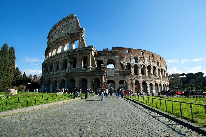 Private Rome Bike tour - Campo dei Fiori and modern Roman life
