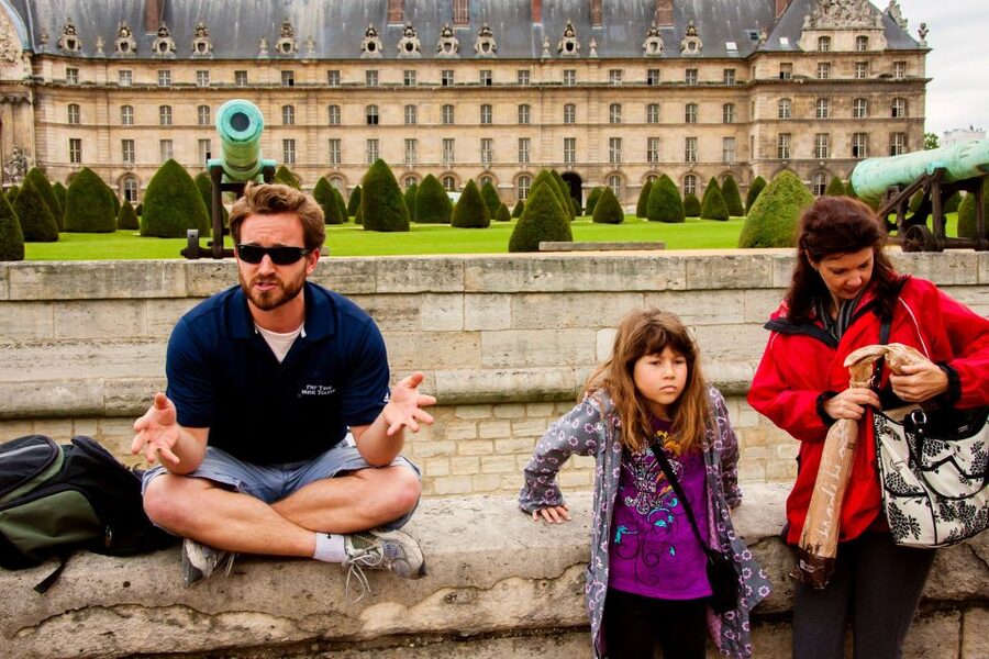 Private Secrets of Paris Bike Tour - What the guide’s style adds