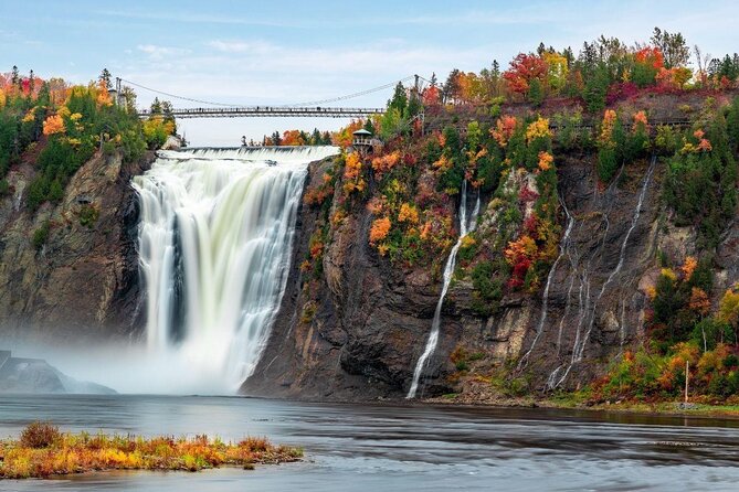 Quebec City : Bike Excursion to Montmorency Falls - Riding from Quebec City toward Montmorency Falls