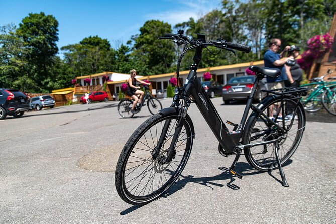 Quebec City - Electric Bike Rental on Ile d'Orléans - The practical value of the $46.71 price
