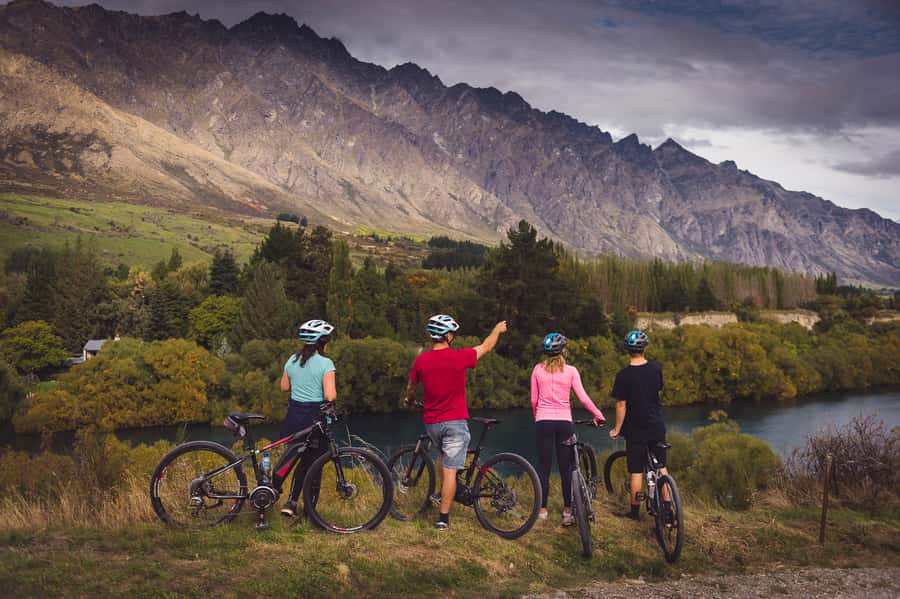 Queenstown: Arrowtown To Queenstown Biking Adventure - A one-way ride through Queenstown’s best back country