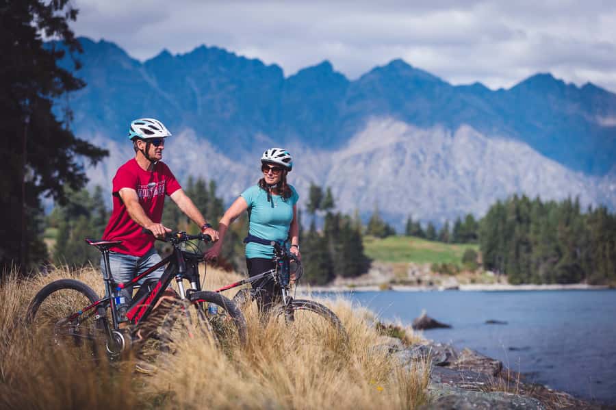 Queenstown: Arrowtown To Queenstown Biking Adventure - Arrowtown gives you a gentle beginning