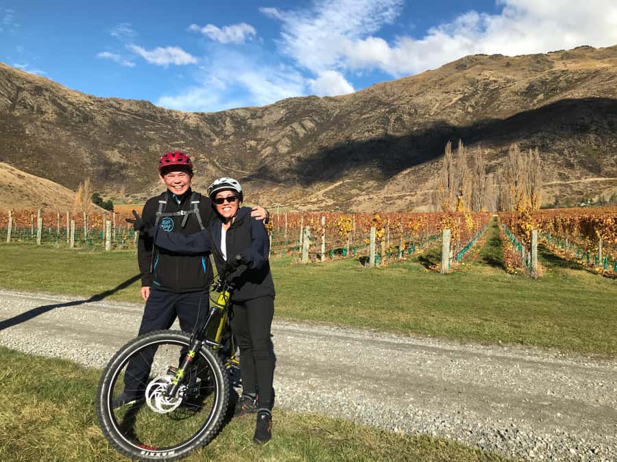 Queenstown: Guided E-Bike Tour with Winery Visits & Tastings - Two Boutique Wineries at the End