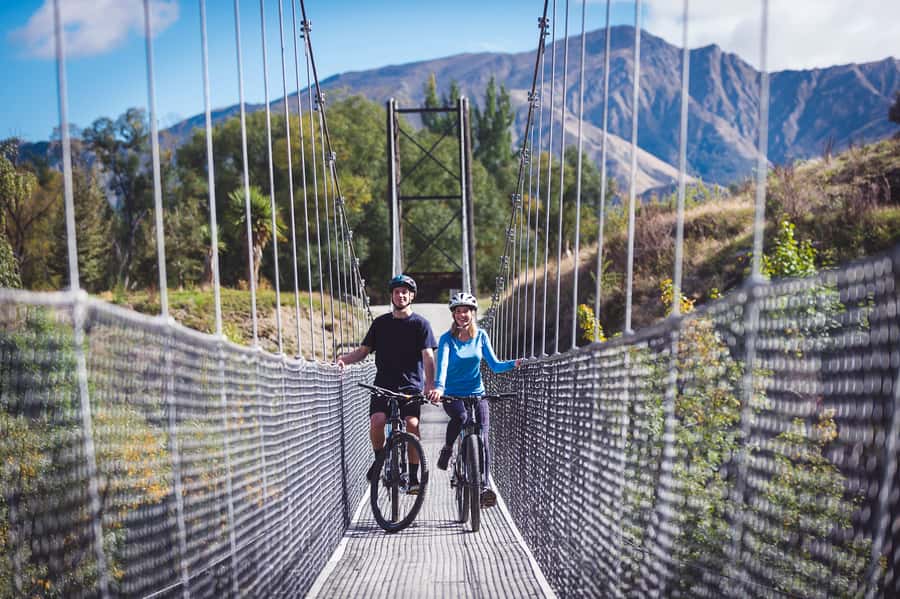 Queenstown: Self-Guided Bike Ride on the Arrow Bridges Trail - A 15 km ride beside the Arrow and Kawarau rivers