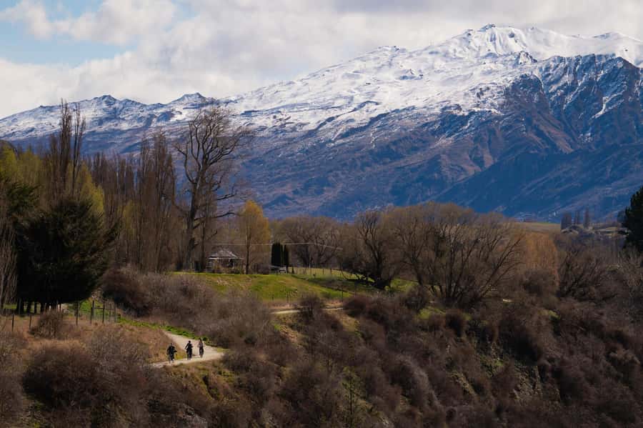 Queenstown: Self-Guided Bike Ride on the Arrow Bridges Trail - The Kawarau Bungy Bridge landmark