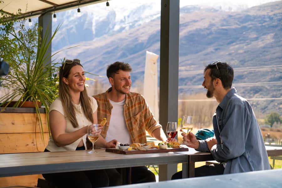 Queenstown: Self-Guided Gibbston Valley Wineries Bike Tour - Planning the afternoon around the pickup