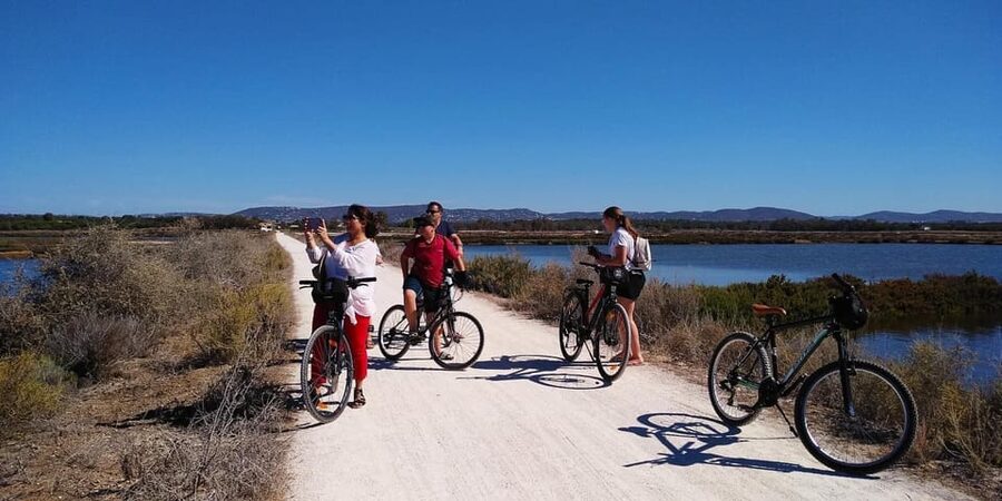 Ria Formosa: Guided Bike Tour (3h), Início na Quinta do Lago - What your $64 covers