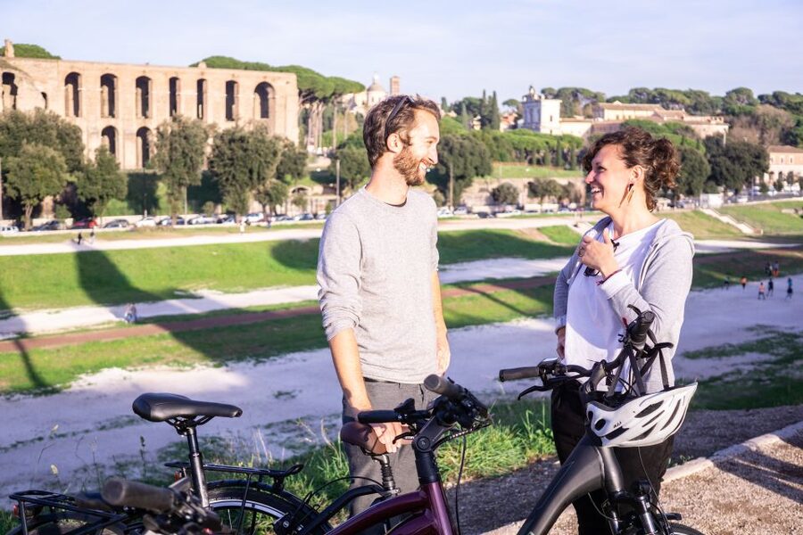Rome: 3.5-Hour Small Group E-Bike Tour - What the small group changes