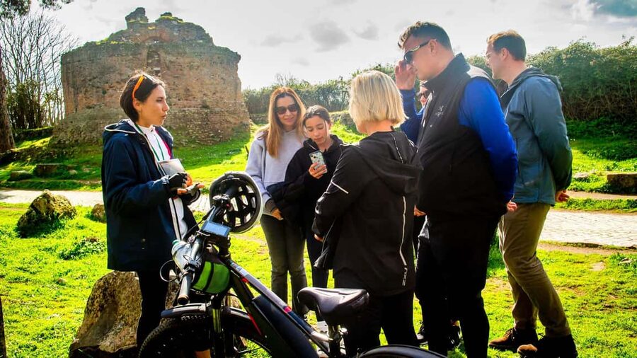 Rome: Appian Way Aqueducts Bike Tour (UPG Catacombs & Lunch) - Villa dei Quintili and the long Appian Way