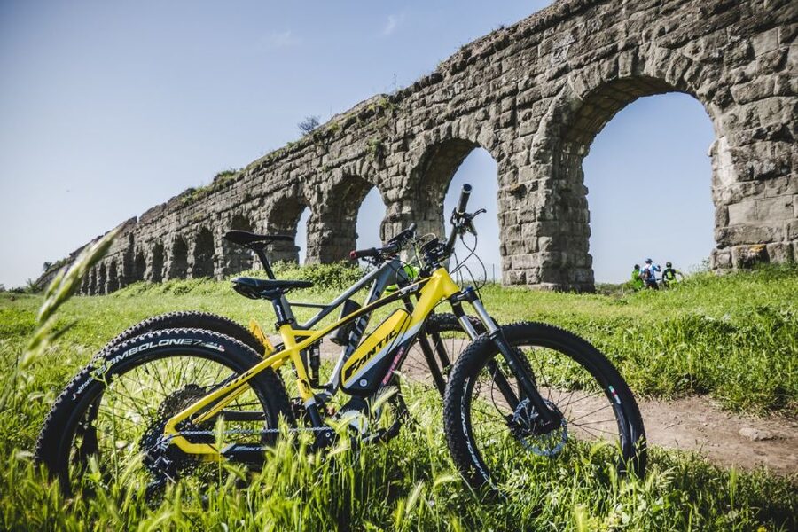 Rome: Appian Way Aqueducts Bike Tour (UPG Catacombs & Lunch) - Tomb of Cecilia Metella and the Circus of Maxentius