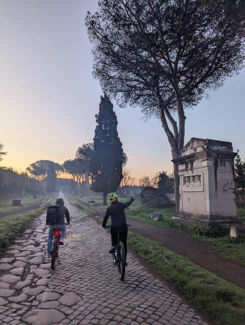 Rome: Appian Way, Aqueducts, & Catacombs E-Bike Guided Tour - Why this is a different side of Rome