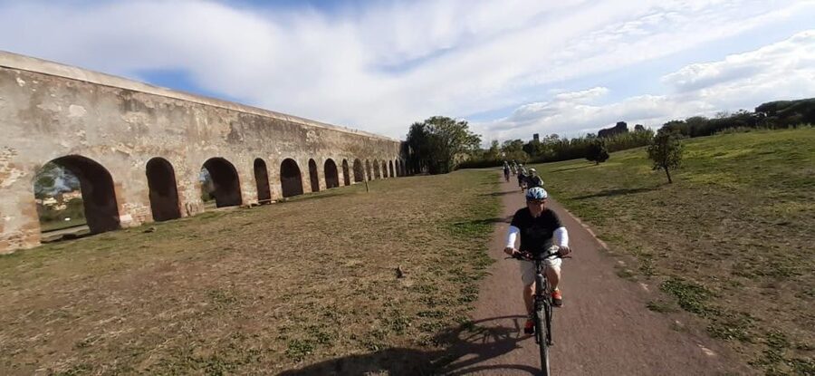Rome: Appian Way, Aqueducts, & Catacombs E-Bike Guided Tour - Torre Fiscale and Caffarella Parks