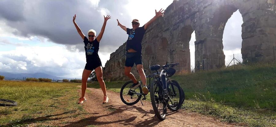 Rome: Appian Way, Catacombs & Aqueducts by eBike + Transfer - What the e-bikes are like in practice