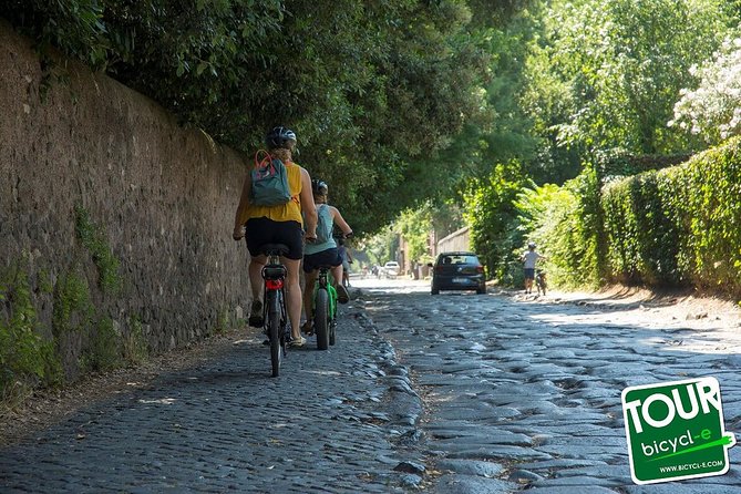 Rome: Appian Way E-bike Tour, Catacombs, Aqueducts & Transfer - The bikes, pace, and group size