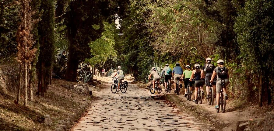 Rome: Appian Way & Roman Aqueducts Guided E-Bike Tour - Starting near the Colosseum at Via Labicana 49