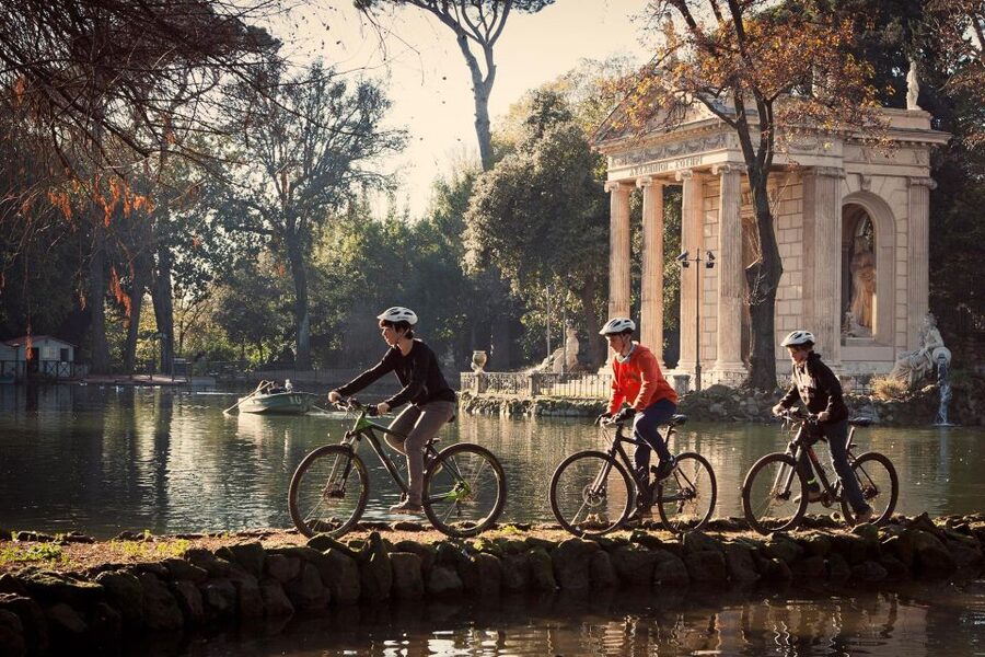 Rome: Cannondale E-Bike Tour of Top Landmarks & More - Safety, group size, and the pace of the ride