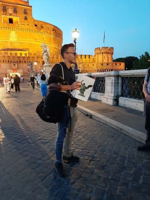 Rome: E-Bike Sunset Tour with Pizza Option - Piazza Venezia and Capitoline Hill: grand Rome in a short stretch