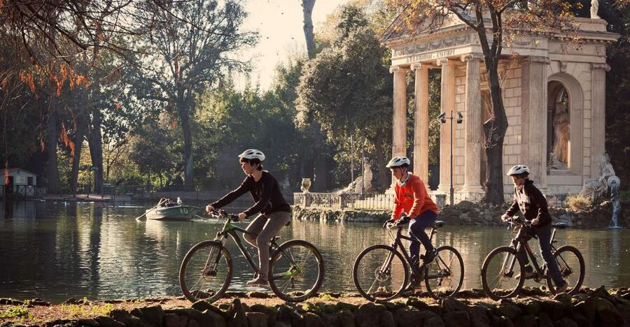 Rome: Full-Day Guided Tour by E-Bike with Lunch Included - The Pantheon and Piazza Navona