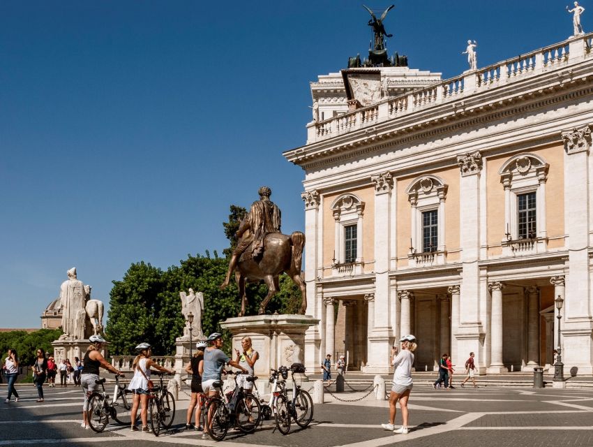 Rome: Private Half-Day Bike Tour with E-bike - What the private format changes