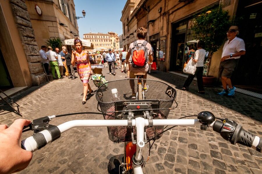 Rome: Standard or E-Bike Highlights Guided Tour - Standard bike or e-bike?