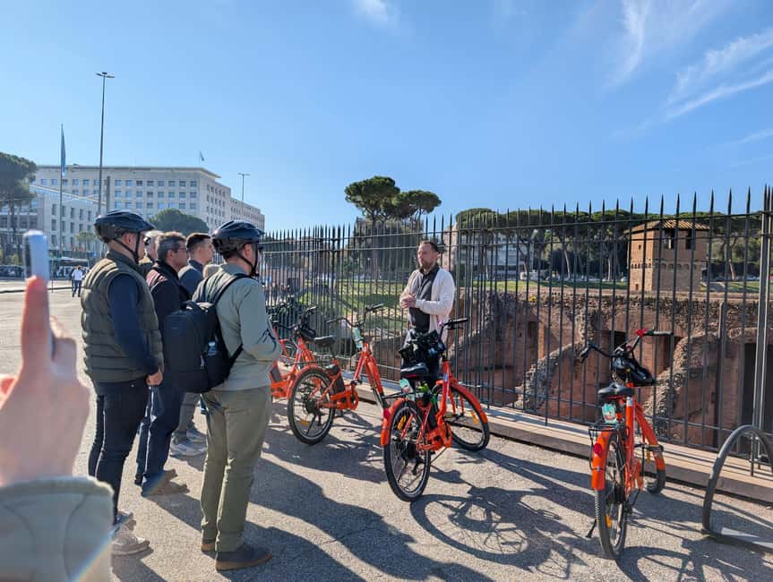 Rome: Top 10 Highlights Guided Tour by Bike or E-Bike - Pantheon, Sant’Ignazio, and the Temple of Hadrian