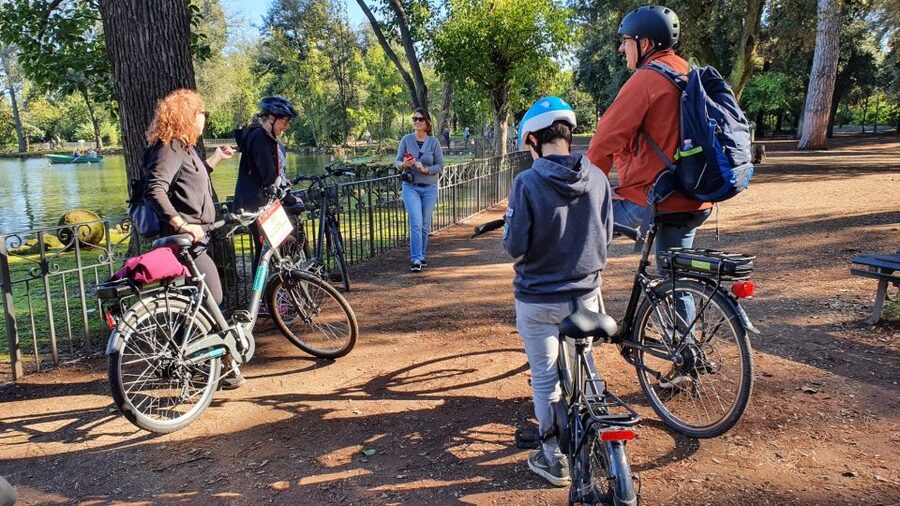 Rome: Villa Borghese E-Bike Tour (Small Group or Private) - Temples, fountains, and a slower side of Rome