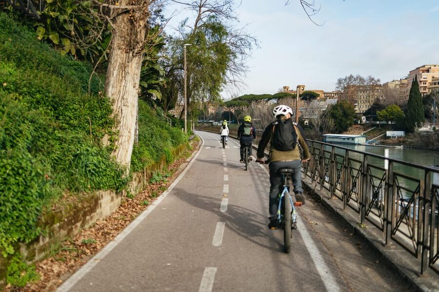 Rome: Villa Borghese, Villa Ada, and Coppedè E-Bike Tour - Key points at a glance